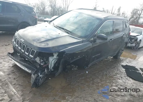 2021 Jeep Compass Limited 4X4 из США, поврежденный, VIN 3C4NJDCB1MT522099